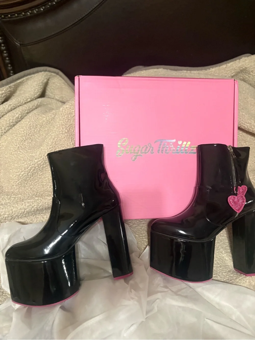 Sugar Thrillz Dollskill Black Patent Platform Ankle Boots with Pink Heart Zipper